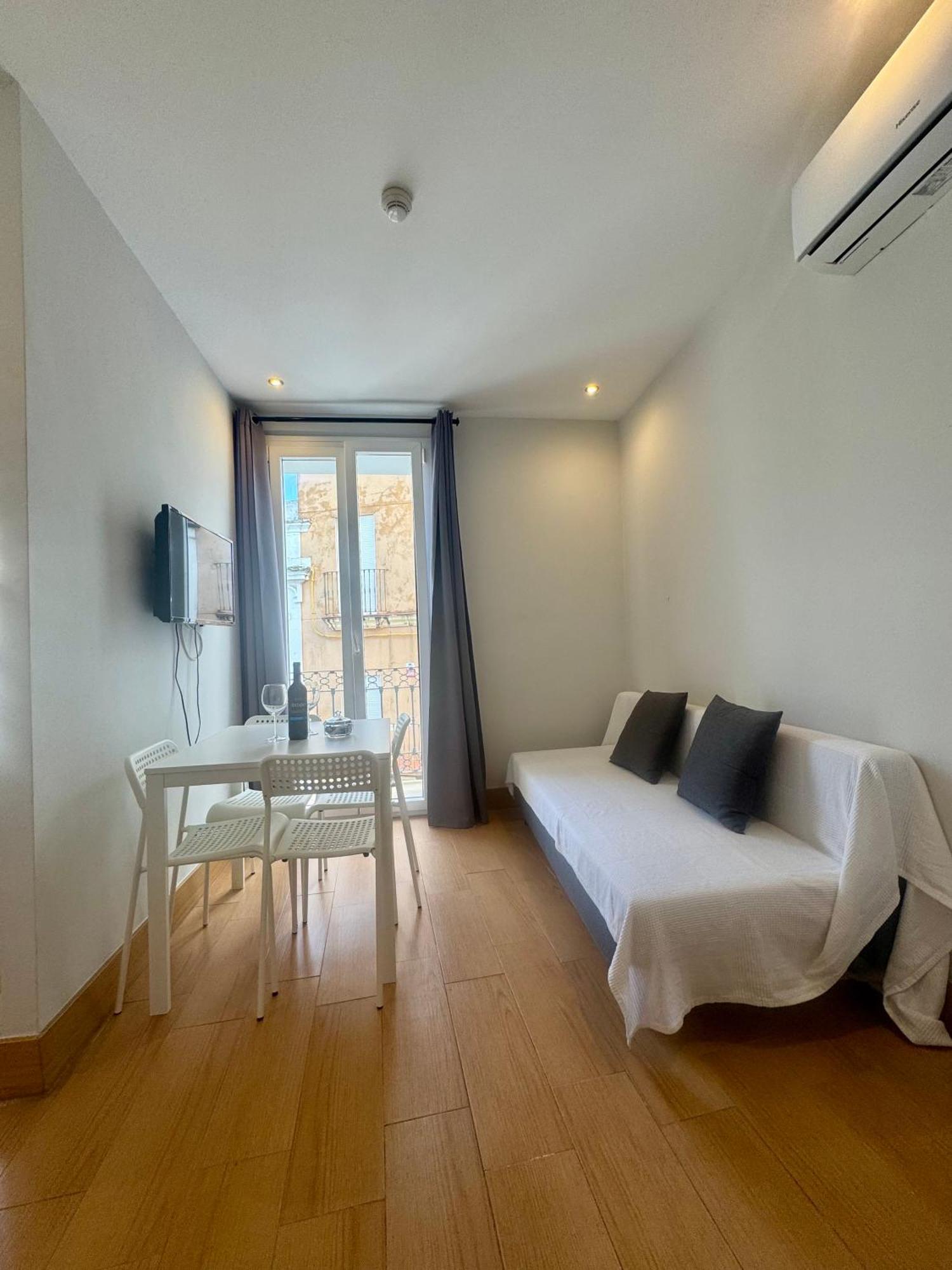Alcazar Suites เฮเรซ เด ลาฟรอนเตรา ภายนอก รูปภาพ
